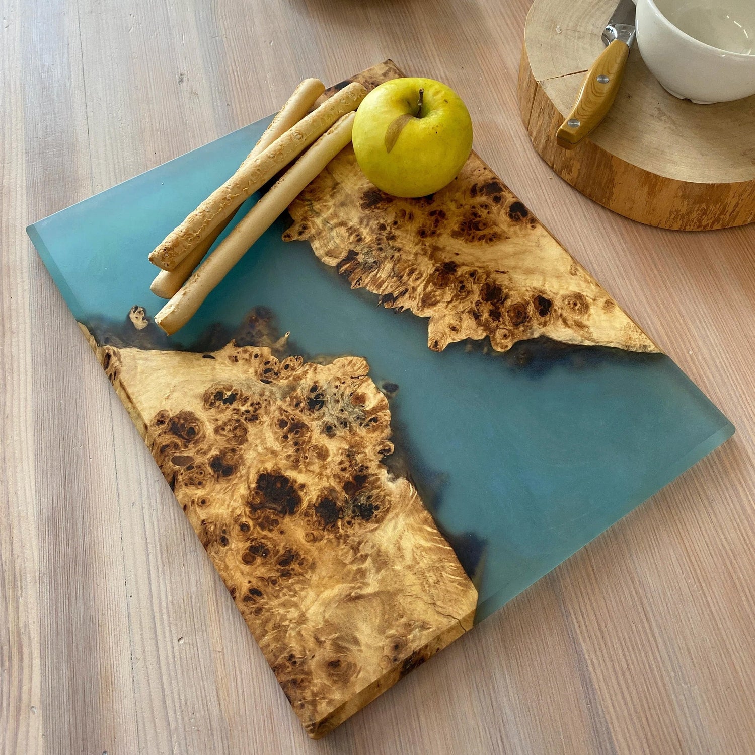 WOOD & RESIN BOARDS